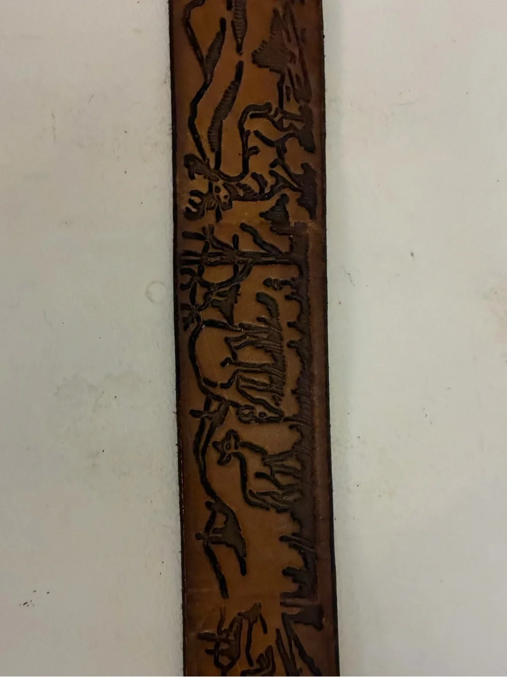 Vintage Unbranded Hand Tooled Leather Belt Size 38 Deer Hunting Forest Scene